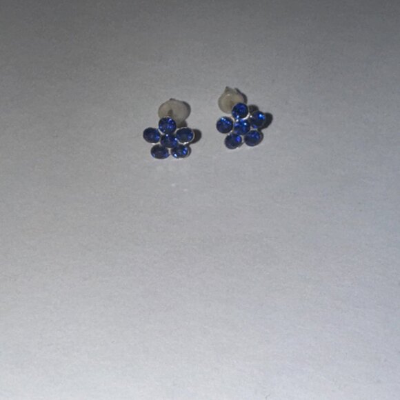 7mm Sapphire Blue Flower Cz And Sterling Post Earrings - Picture 10 of 11